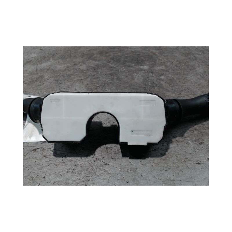 BLOC COMMODOS NISSAN MICRA 2009-
