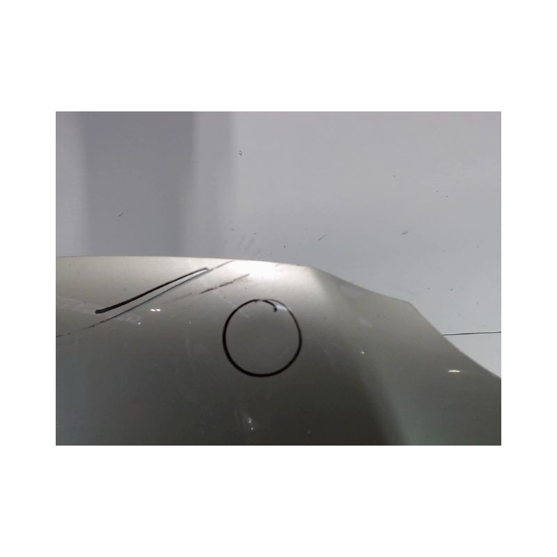CAPOT TOYOTA AVENSIS -2000