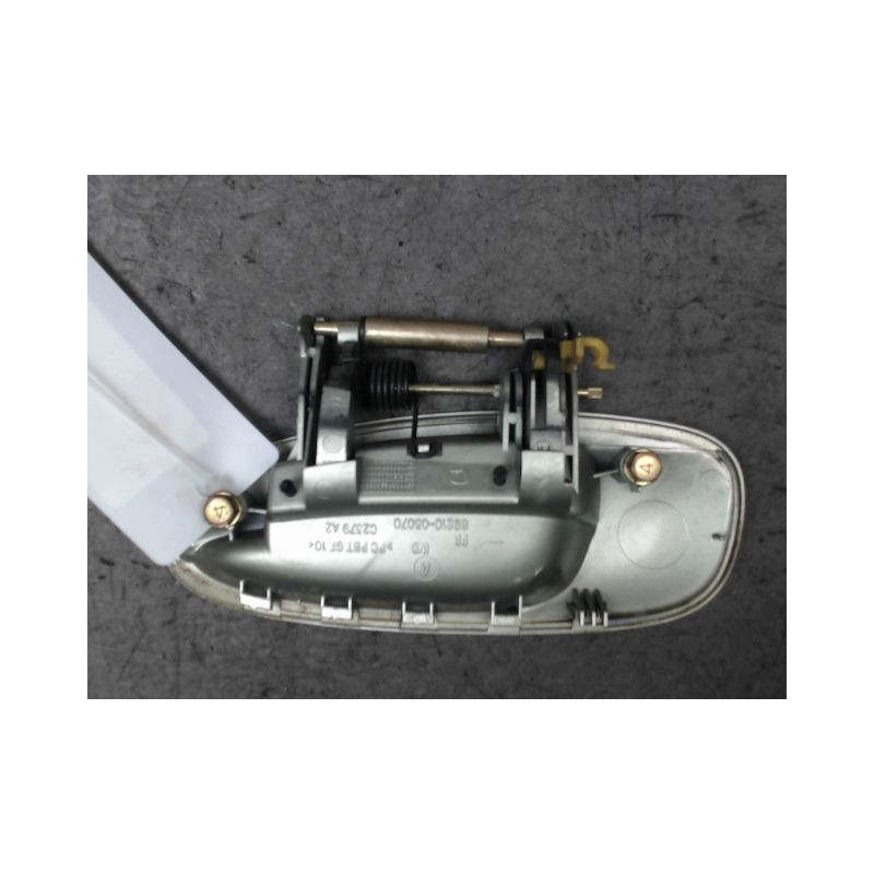 POIGNEE EXTERIEURE PORTE AVANT DROIT TOYOTA AVENSIS -2000