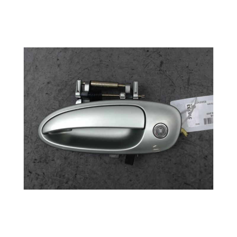 POIGNEE EXTERIEURE PORTE AVANT GAUCHE TOYOTA AVENSIS -2000