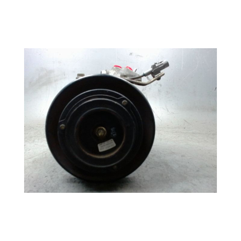 COMPRESSEUR AIR CONDITIONNE TOYOTA AVENSIS -2000