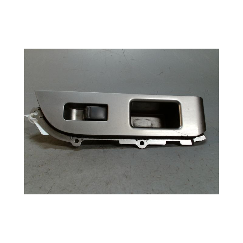 COMMANDE LEVE-GLACE PORTE AVD NISSAN X - TRAIL 2004-