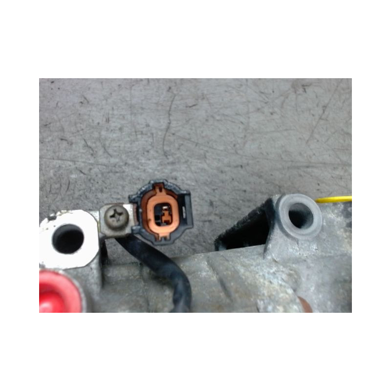 COMPRESSEUR AIR CONDITIONNE NISSAN X - TRAIL 2004-
