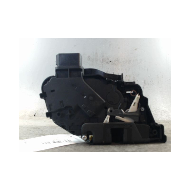 SYSTEME CONDAMNATION AVANT DROIT FORD FOCUS 05-07