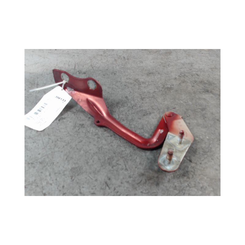COMPAS DROIT CAPOT FORD FOCUS 05-07