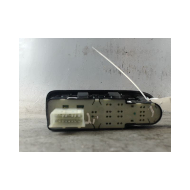 COMMANDE LEVE-GLACE PORTE AVG CITROEN C3 2009-