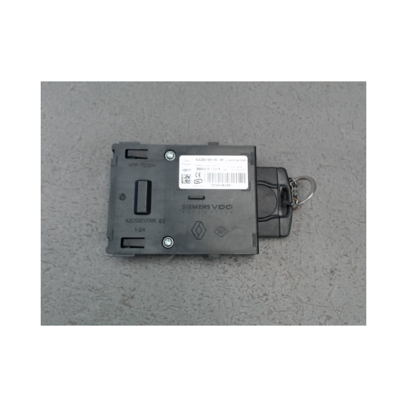 LECTEUR DE CARTE RENAULT MEGANE