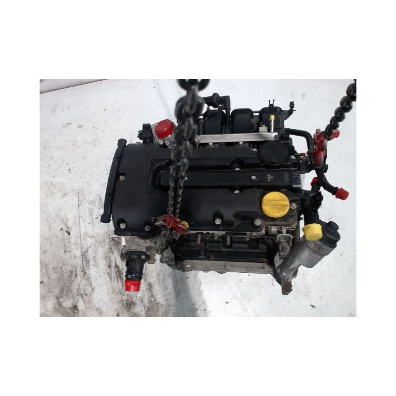 MOTEUR ESSENCE OPEL CORSA 1.4 