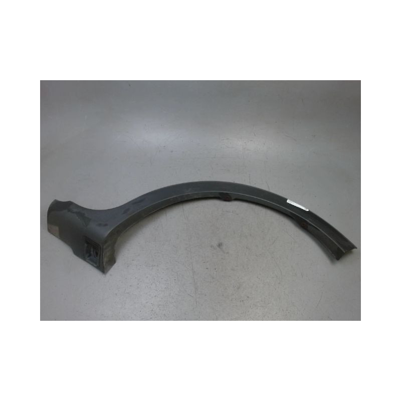 ELARGISSEUR AILE ARRIERE GAUCHE DACIA SANDERO 2008-
