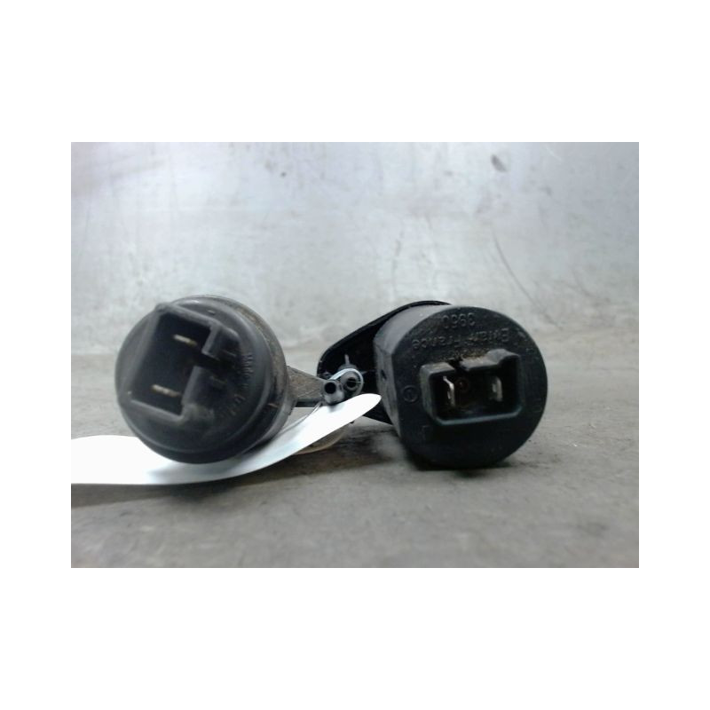 POMPE LAVE-GLACE AVANT RENAULT 5 (SUPER 5)