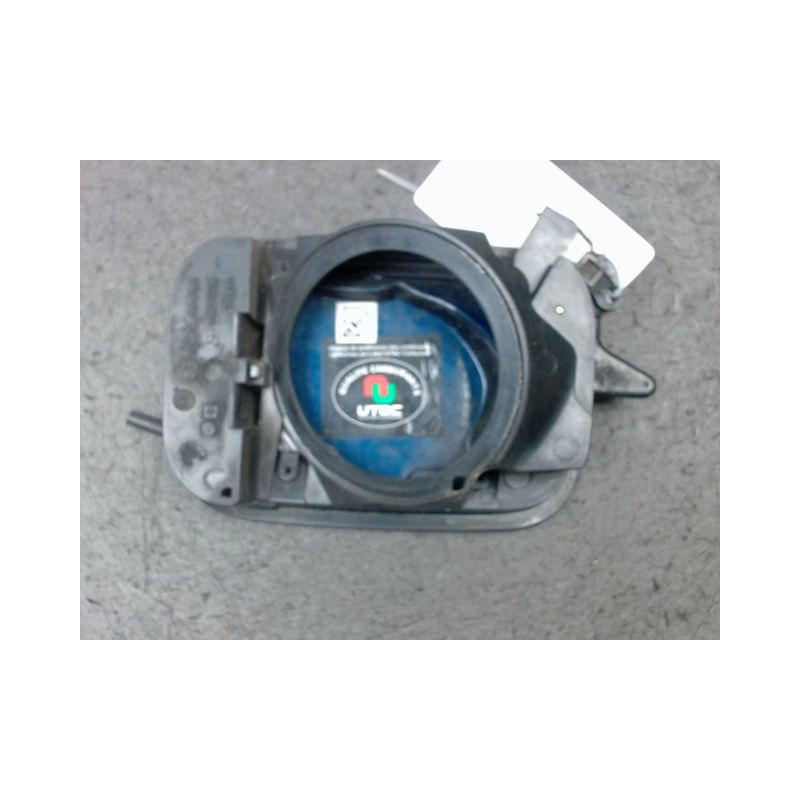 VOLET DE TRAPPE CARBURANT PEUGEOT 406 95-99
