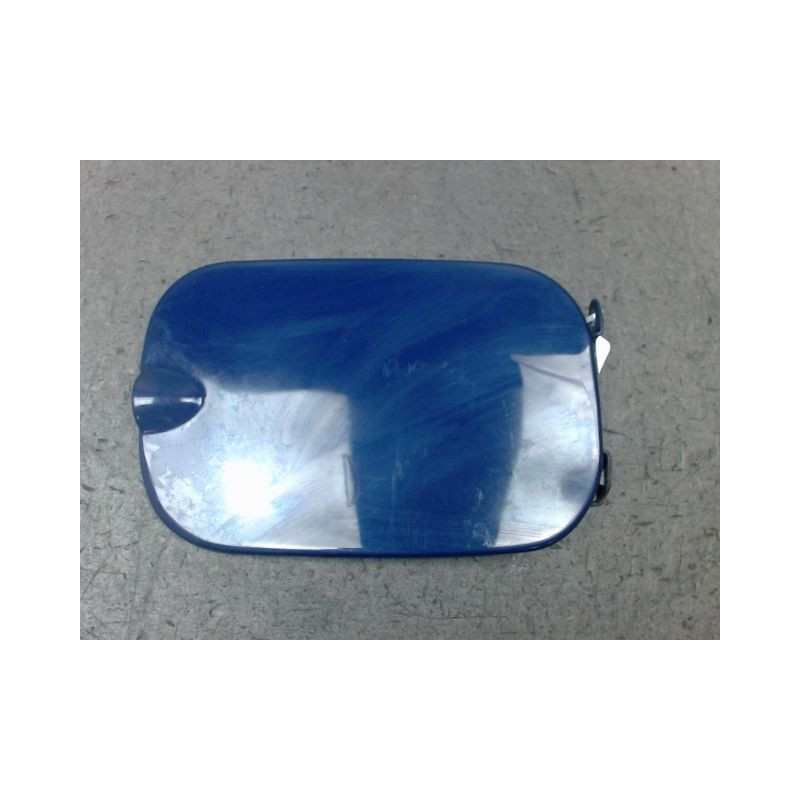 VOLET DE TRAPPE CARBURANT DACIA SANDERO 2008-
