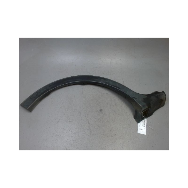 ELARGISSEUR AILE ARRIERE DROIT DACIA SANDERO 2008-