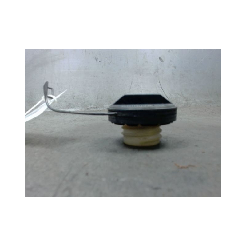 BOUCHON RESERVOIR A CARBURANT SUZUKI SWIFT 3P