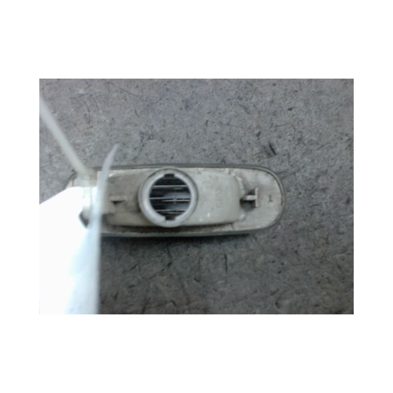 REPETITEUR AILE DROIT FIAT PUNTO