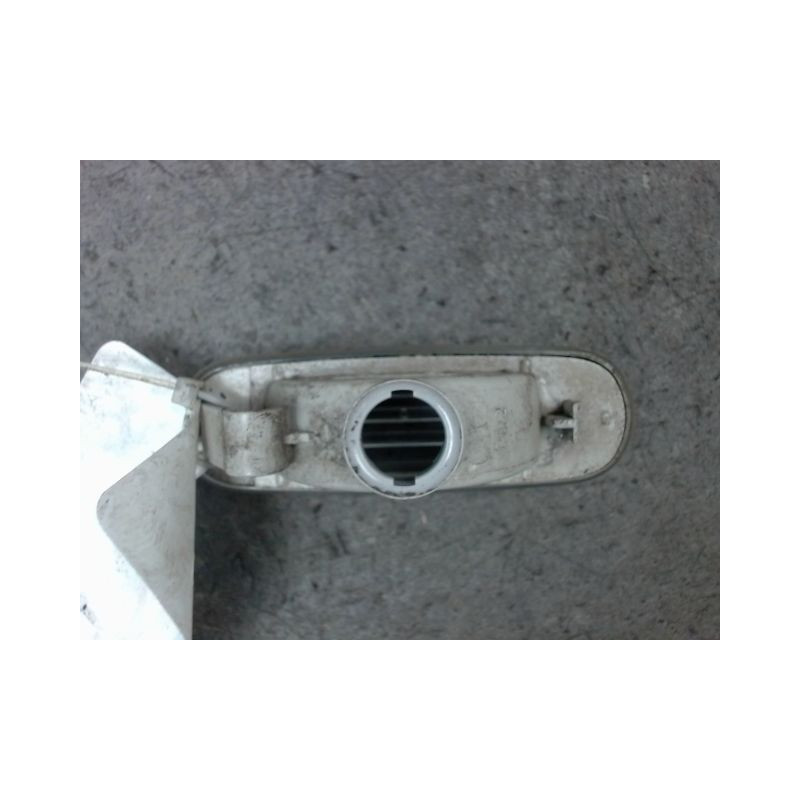 REPETITEUR AILE GAUCHE FIAT PUNTO