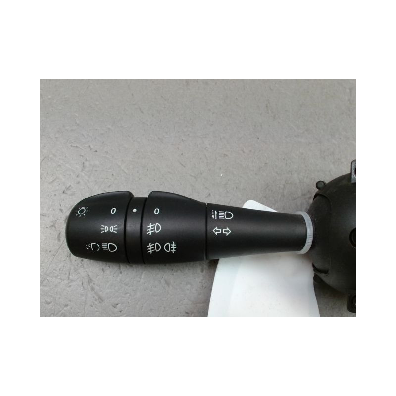 COMMANDE ECLAIRAGE RENAULT CLIO