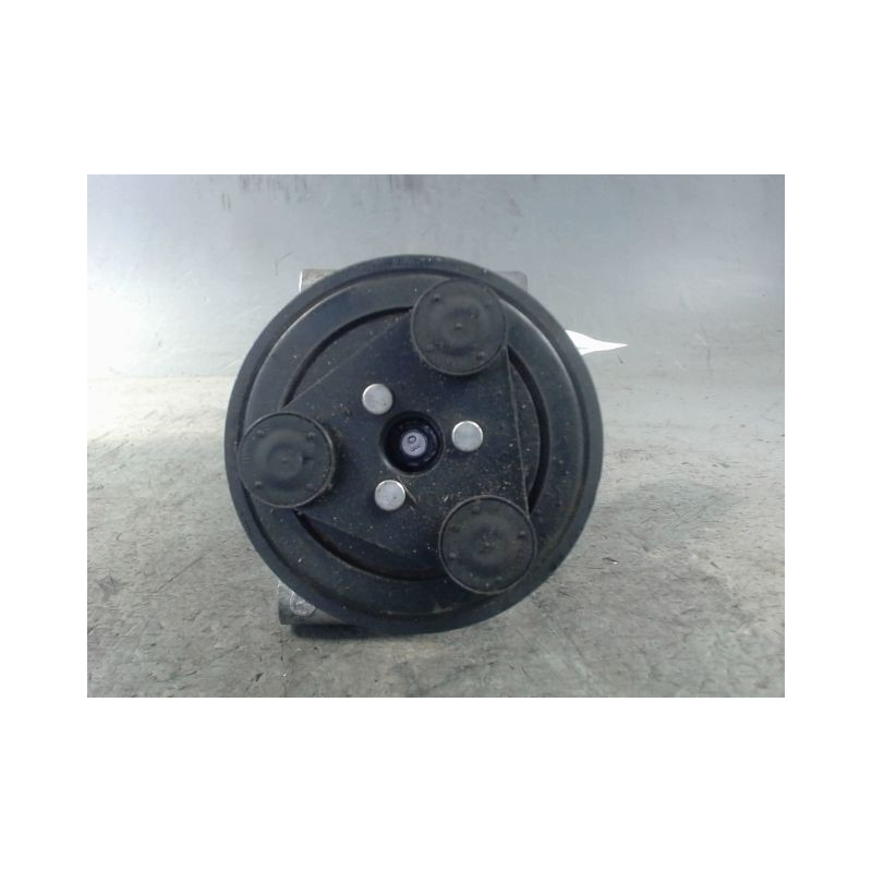 COMPRESSEUR AIR CONDITIONNE SUZUKI IGNIS 03-