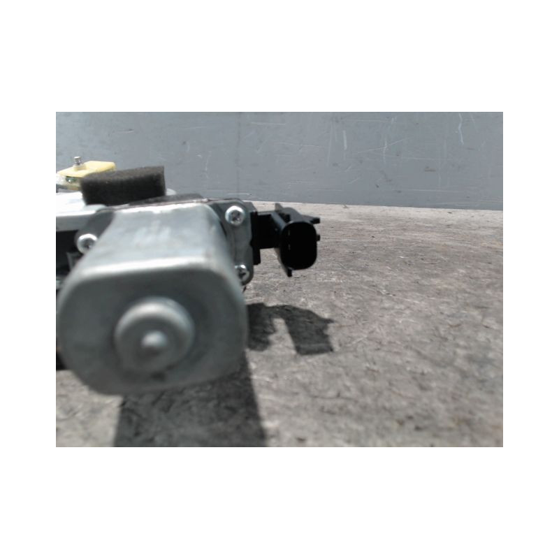 MECANISME+MOTEUR LEVE-GLACE ARRIERE GAUCHE DACIA SPRING