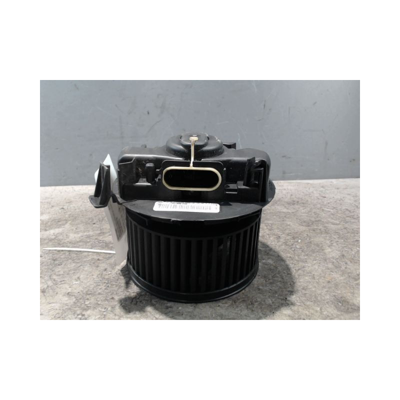 MOTEUR VENTILATEUR CHAUFFAGE RENAULT CLIO III 2007-