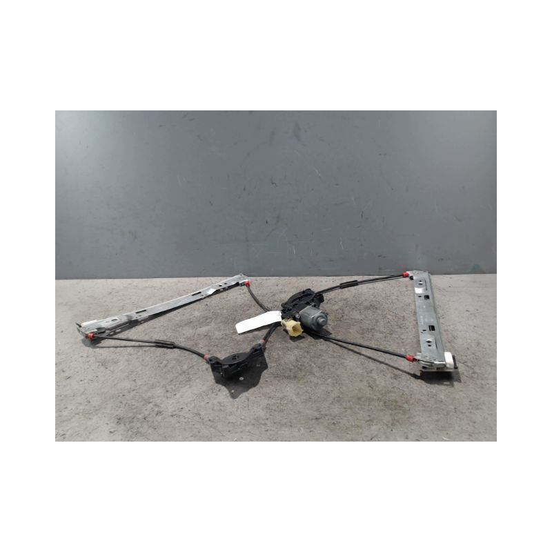 MECANISME+MOTEUR LEVE-GLACE AVANT DROIT FORD FIESTA 2010-
