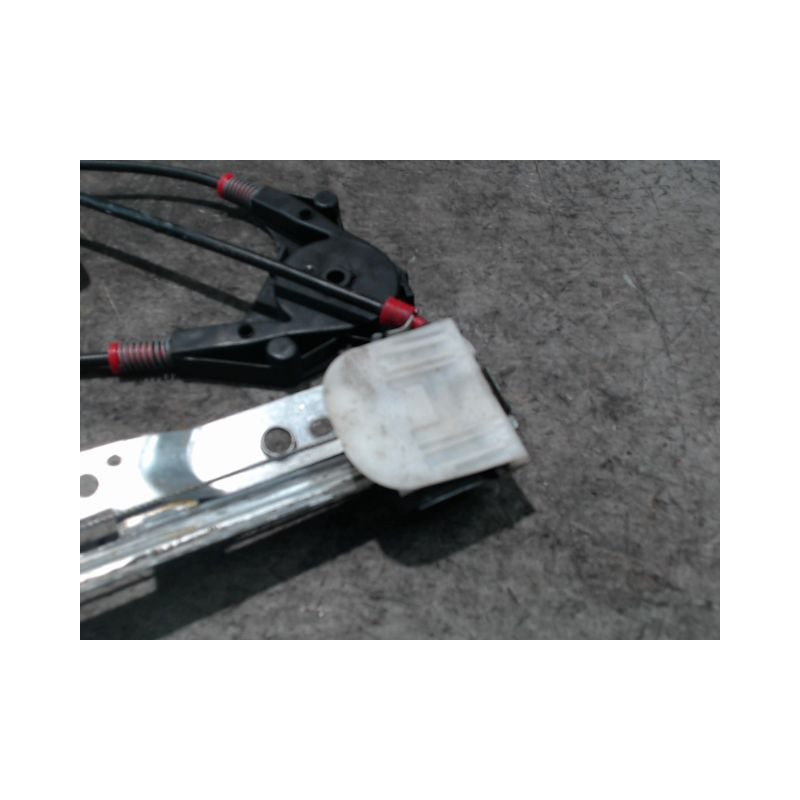MECANISME+MOTEUR LEVE-GLACE AVANT DROIT FORD FIESTA 2010-