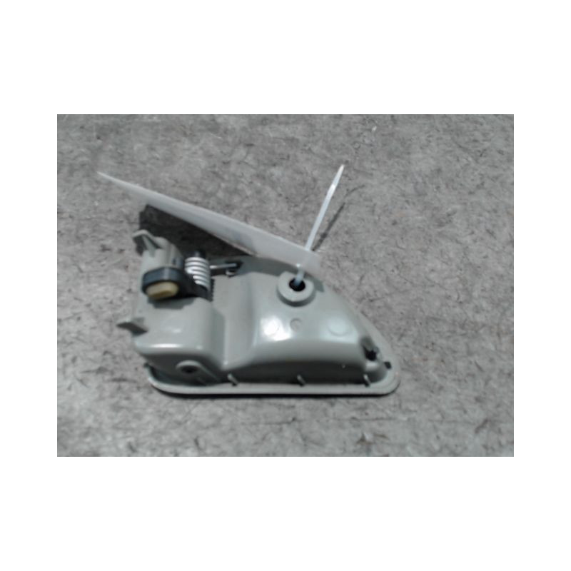 POIGNEE INTERIEURE PORTE AVANT DROIT RENAULT KANGOO EXPRESS 03-07