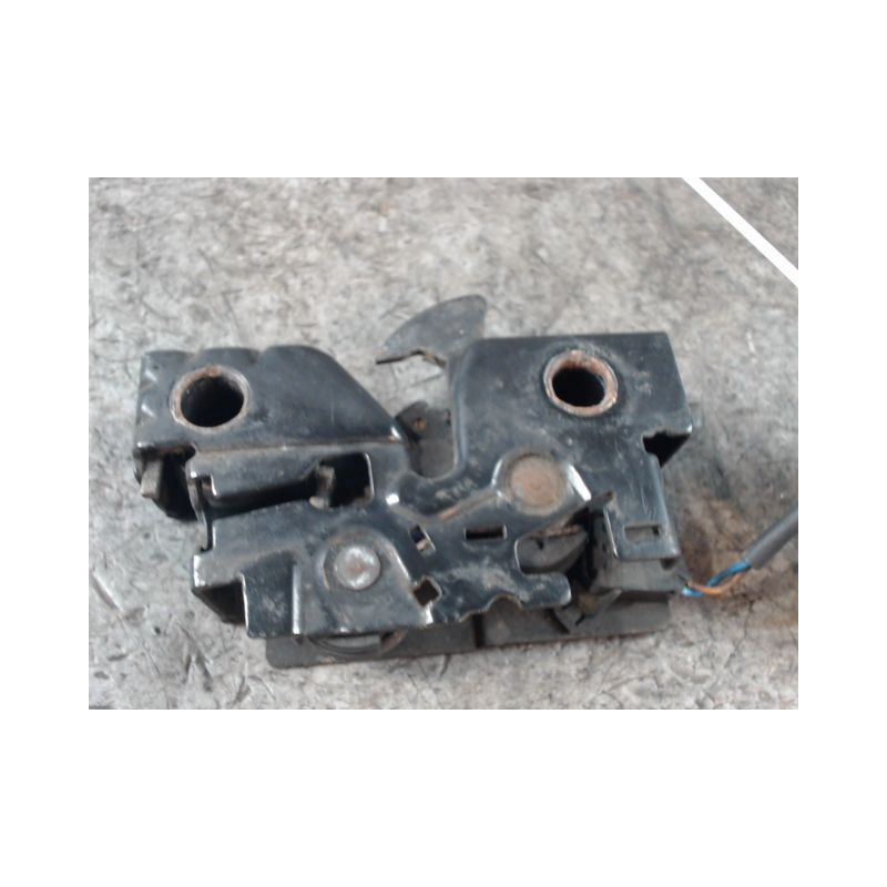 SERRURE CAPOT VOLKSWAGEN POLO 2009-