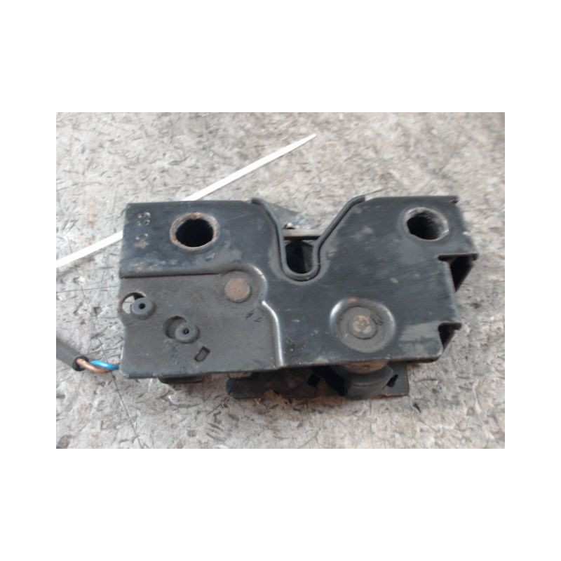 SERRURE CAPOT VOLKSWAGEN POLO 2009-
