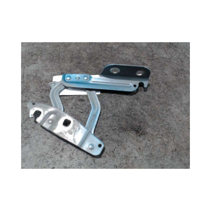 COMPAS GAUCHE CAPOT FORD FIESTA 2005-