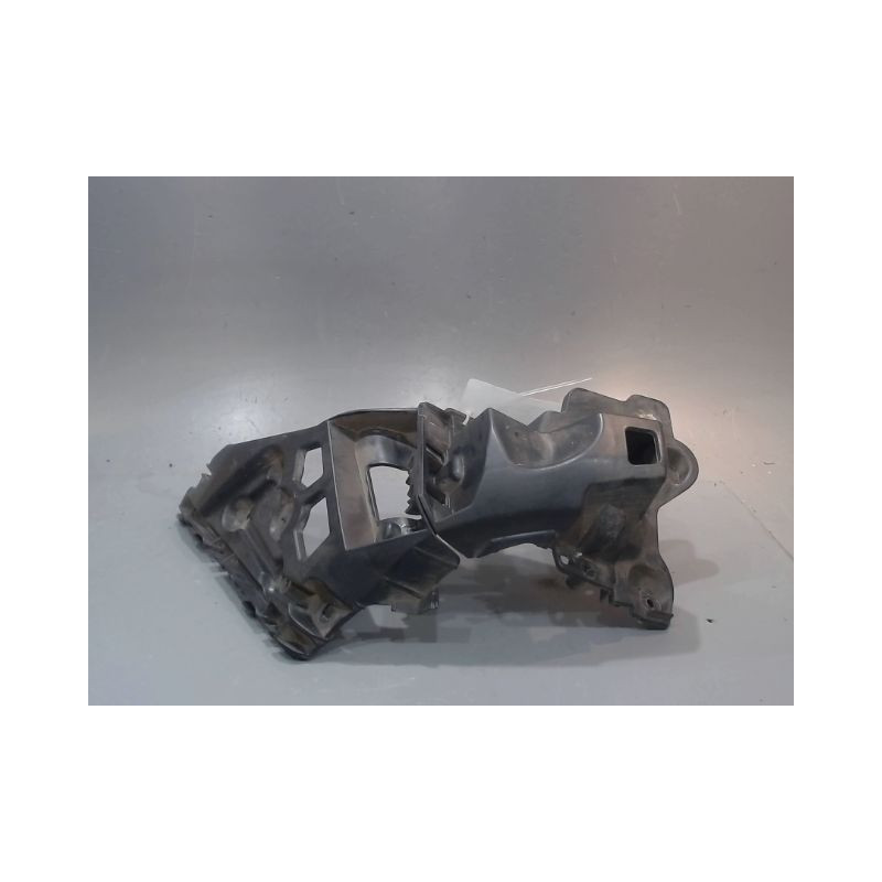 SUPPORT PARE-CHOC ARD RENAULT CLIO