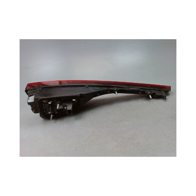FEU ARRIERE INTERIEUR DROIT RENAULT MEGANE IV PHASE 1 2015-