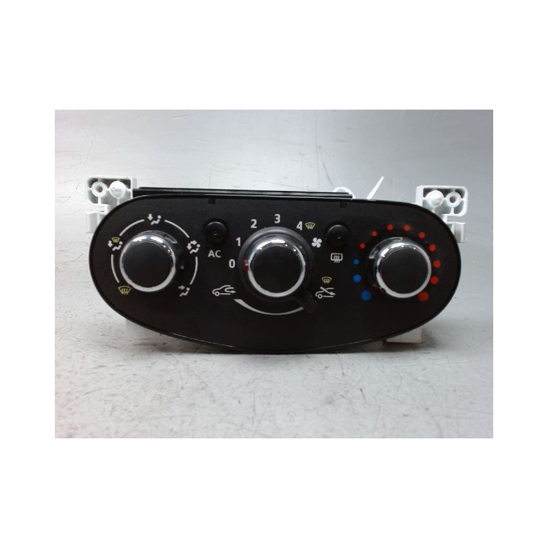 COMMANDE DE CHAUFFAGE DACIA DUSTER