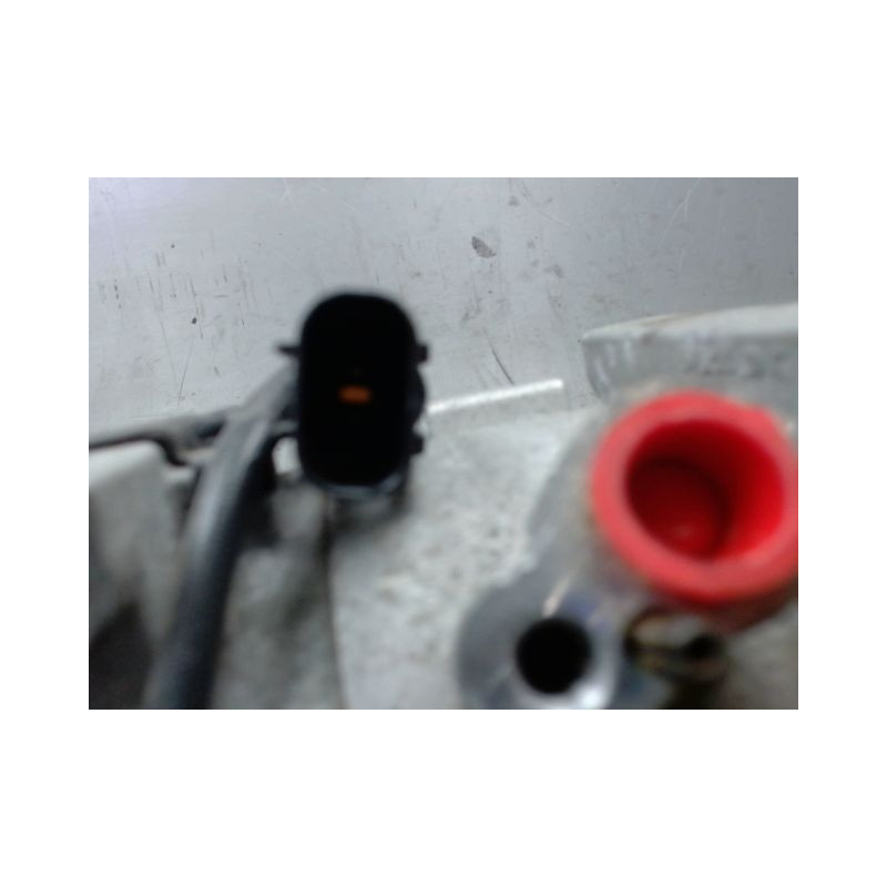 COMPRESSEUR AIR CONDITIONNE HYUNDAI I 20