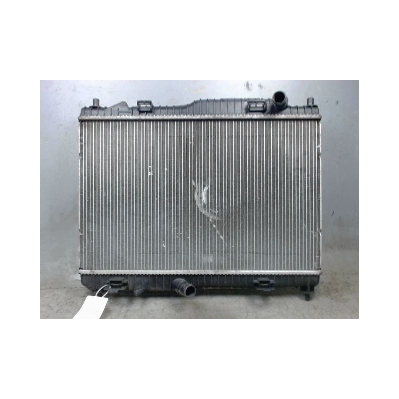 RADIATEUR FORD FIESTA