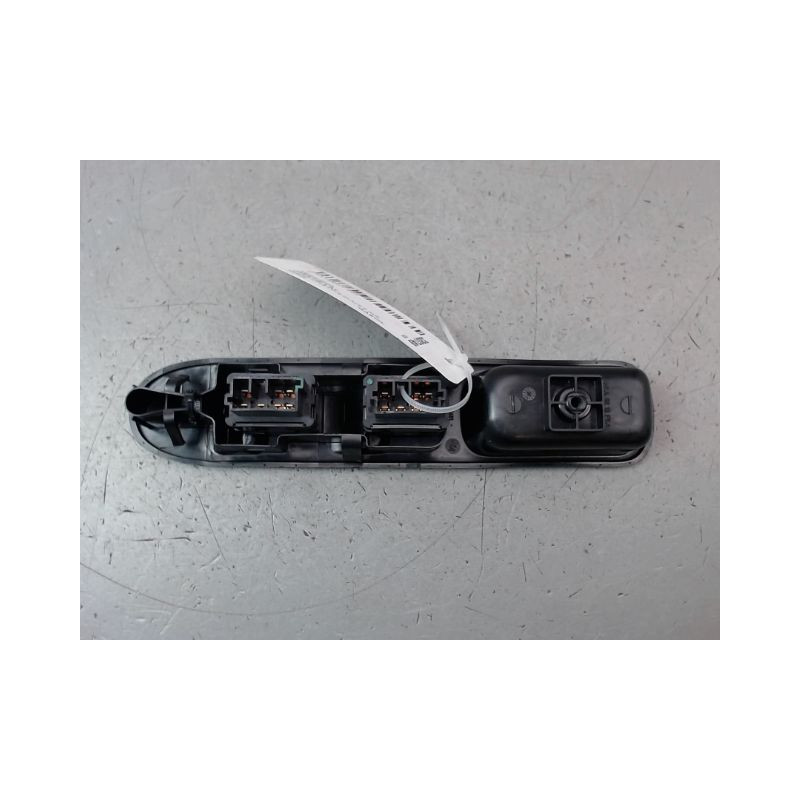 COMMANDE LEVE-GLACE PORTE AVG PEUGEOT 307