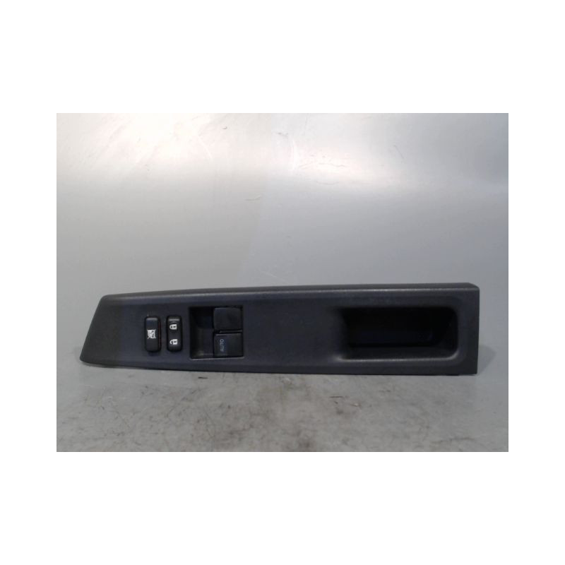 COMMANDE LEVE-GLACE PORTE AVG TOYOTA YARIS