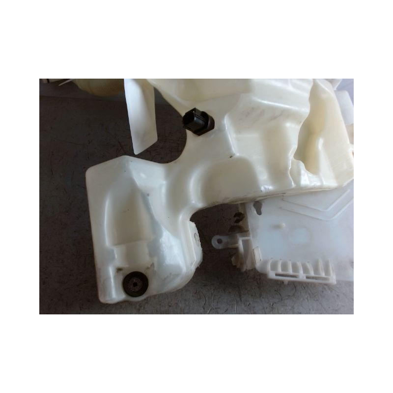 RESERVOIR LAVE-GLACE AVANT FORD MONDEO
