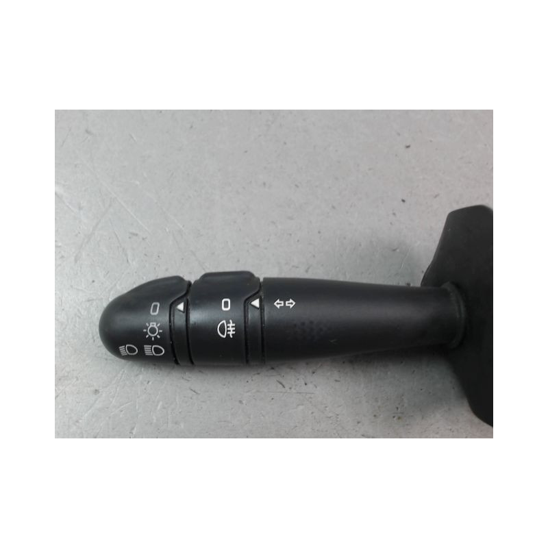 COMMANDE ECLAIRAGE RENAULT CLIO CAMPUS II Phase 1 2006-2009