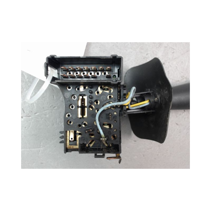 COMMANDE ECLAIRAGE RENAULT CLIO CAMPUS II Phase 1 2006-2009