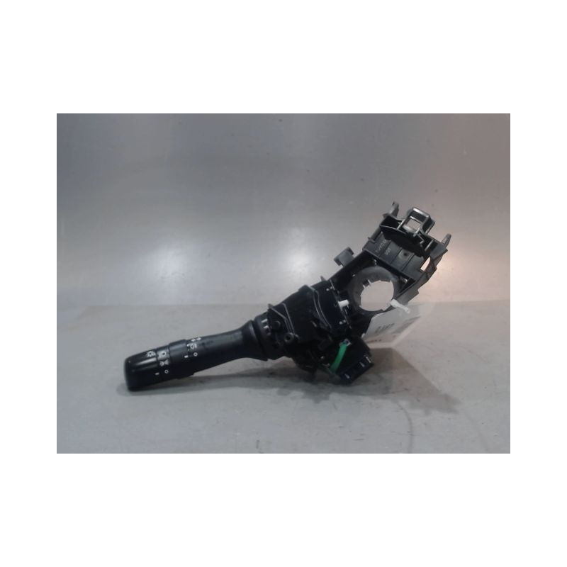 COMMANDE CLIGNOTANT TOYOTA AYGO