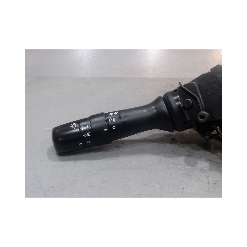 COMMANDE CLIGNOTANT TOYOTA AYGO