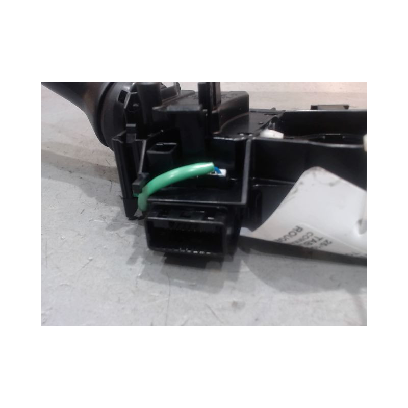 COMMANDE CLIGNOTANT TOYOTA AYGO