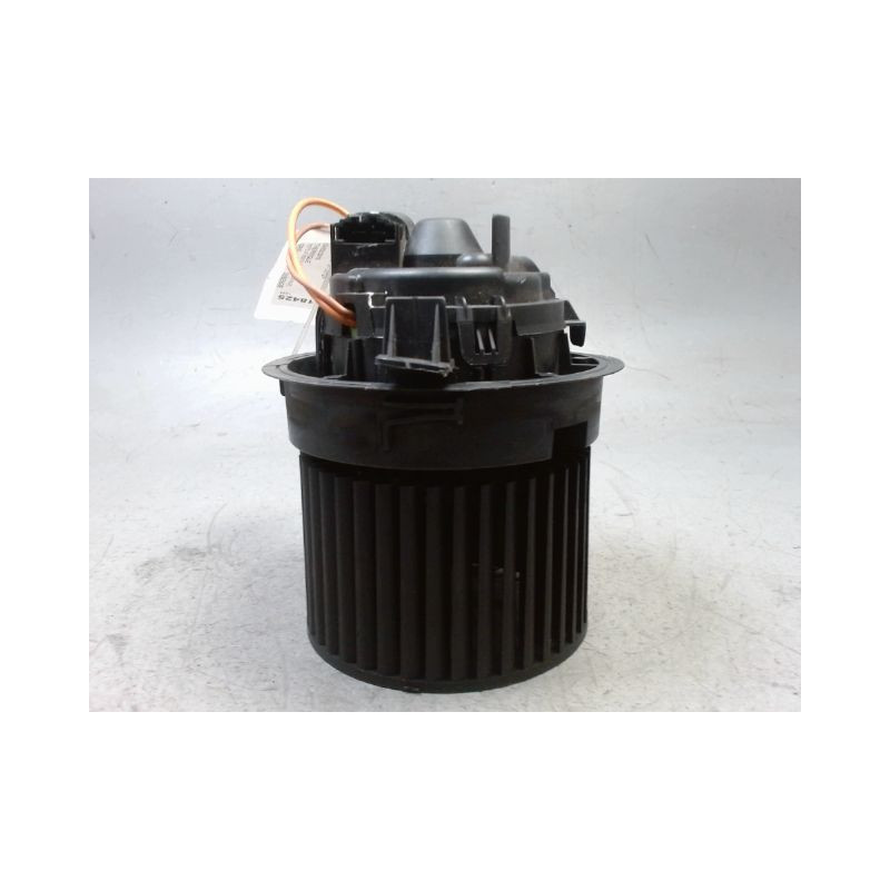 MOTEUR VENTILATEUR CHAUFFAGE RENAULT CLIO IV 2012-