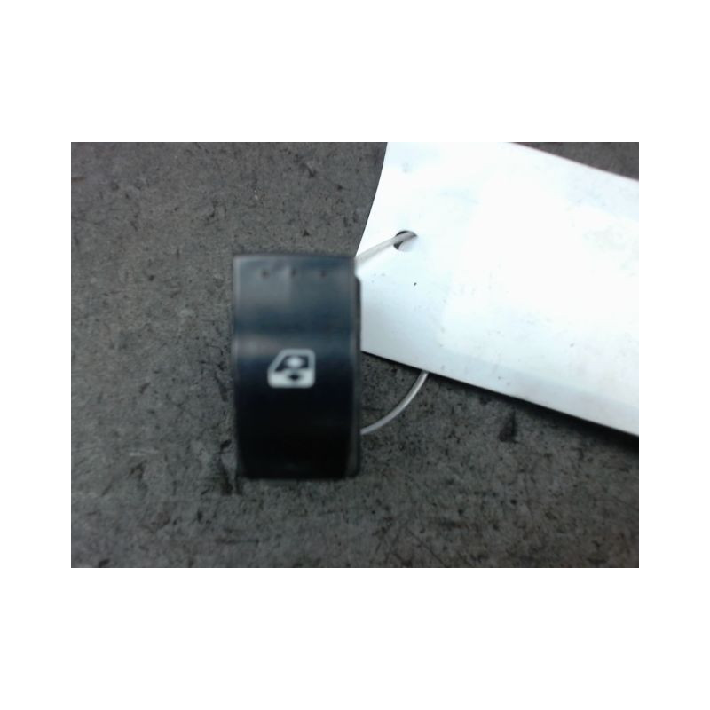 COMMANDE LEVE-GLACE PORTE AVD RENAULT KANGOO EXPRESS 2008-
