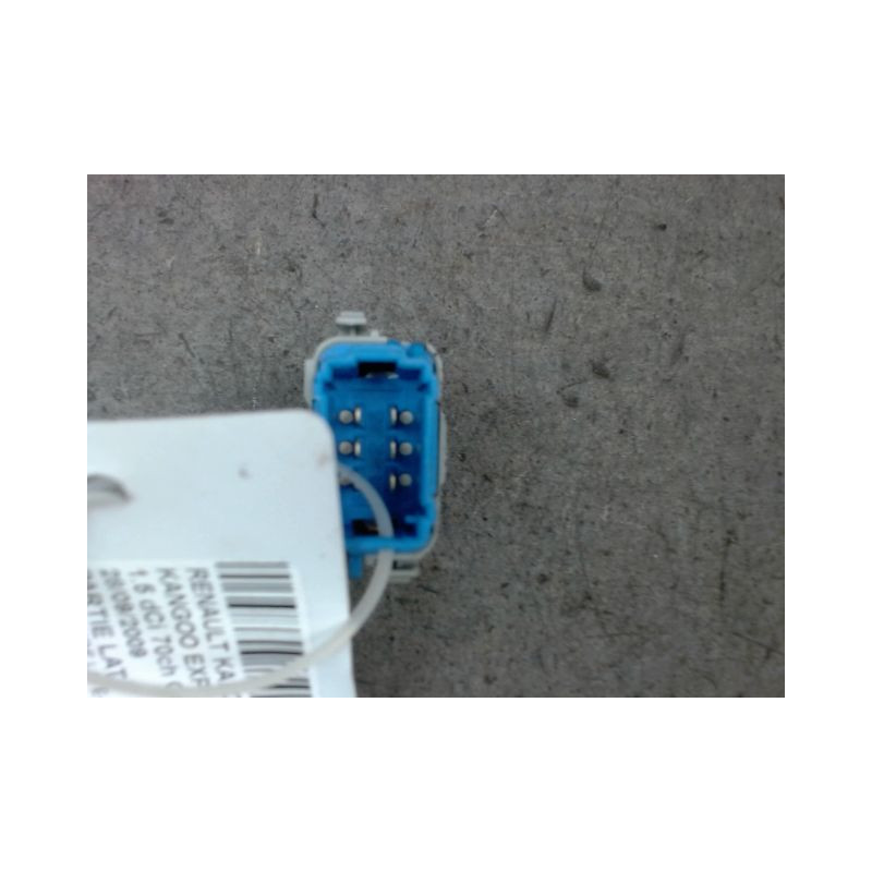 COMMANDE LEVE-GLACE PORTE AVD RENAULT KANGOO EXPRESS 2008-