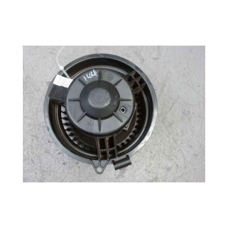 MOTEUR VENTILATEUR CHAUFFAGE NISSAN JUKE