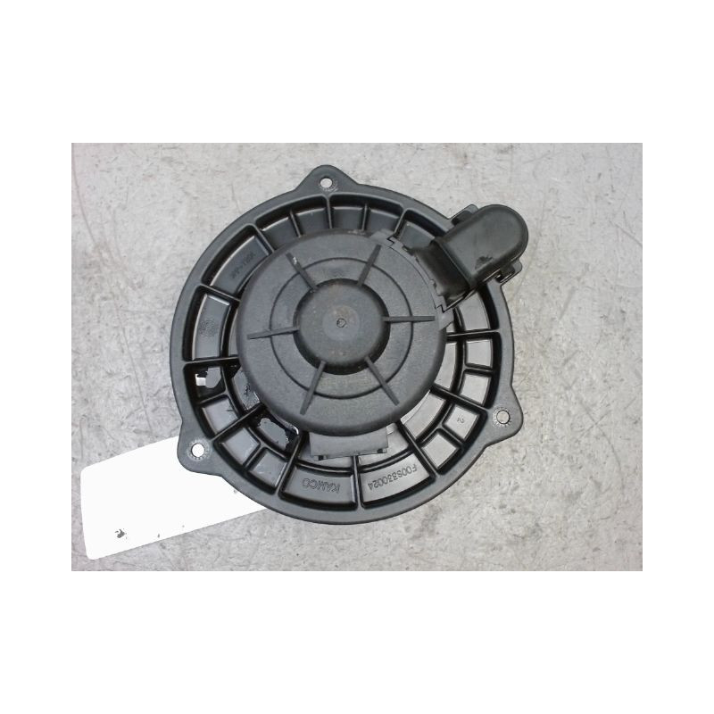 MOTEUR VENTILATEUR CHAUFFAGE HYUNDAI ACCENT