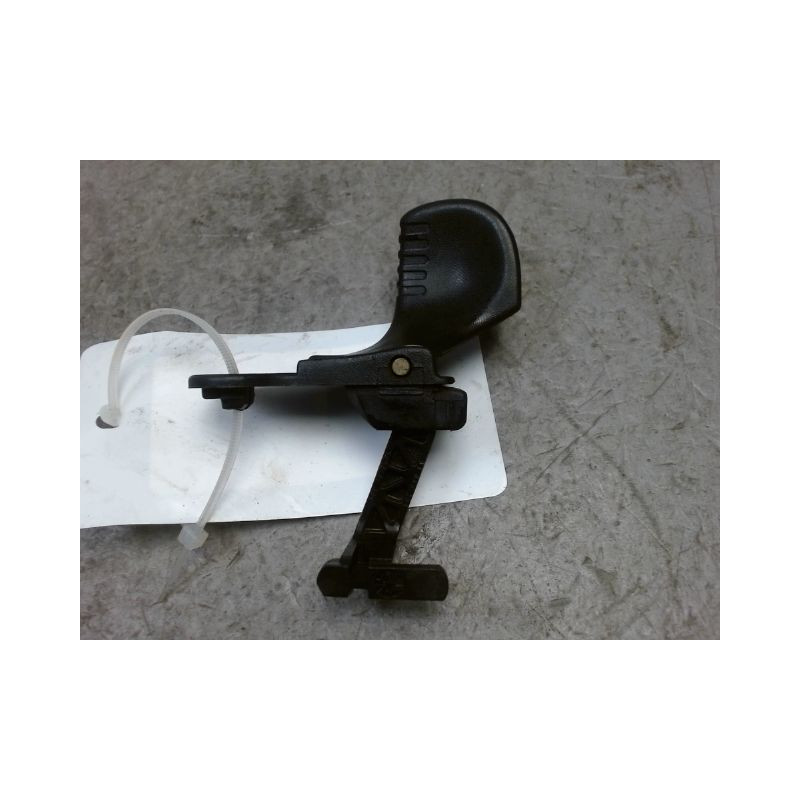 POIGNEE EXTERIEURE PORTE AVANT GAUCHE RENAULT TWINGO 93-98