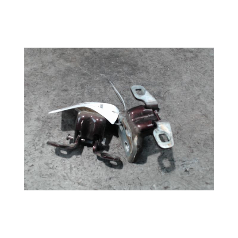 CHARNIÈRE PORTE AVG DACIA SANDERO 2008-